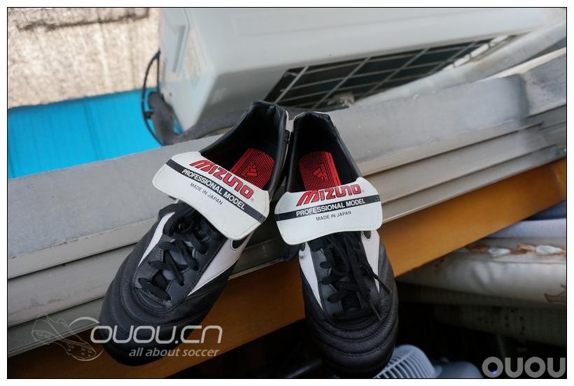 关键词 换底 日产 MORELIA (SG-FG) 水晶底 (日产球鞋换底实录)