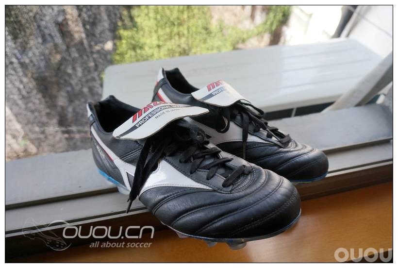 关键词 换底 日产 MORELIA (SG-FG) 水晶底 (日产球鞋换底实录)