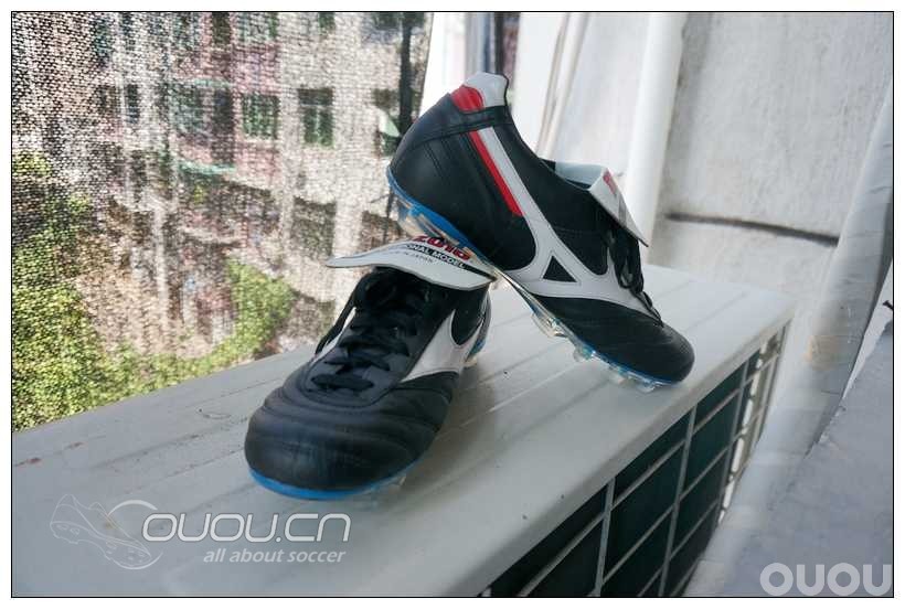 关键词 换底 日产 MORELIA (SG-FG) 水晶底 (日产球鞋换底实录)