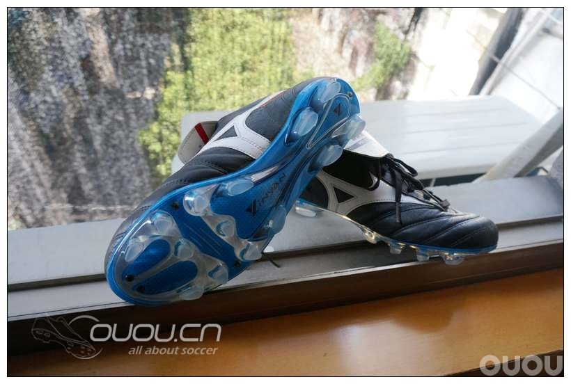 关键词 换底 日产 MORELIA (SG-FG) 水晶底 (日产球鞋换底实录)