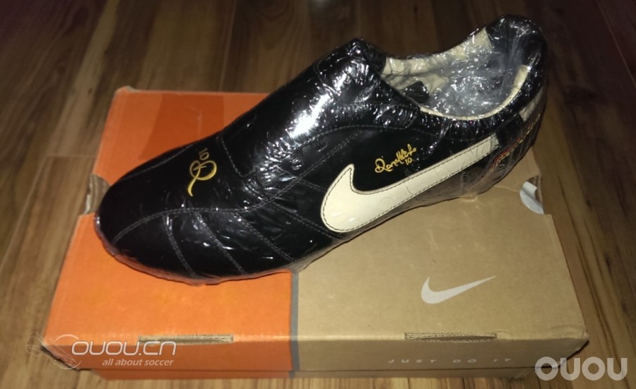 简约、复古、纯粹——小罗的个人私房菜Tiempo Ronaldinho SG赏析