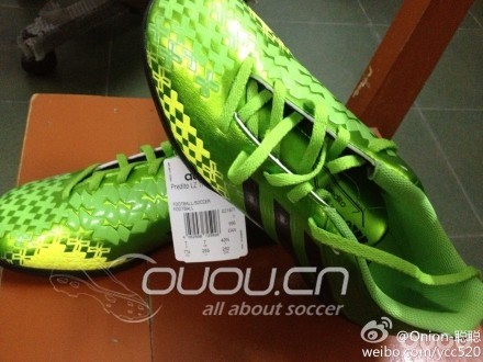 新鞋到!!求各位大神鉴定