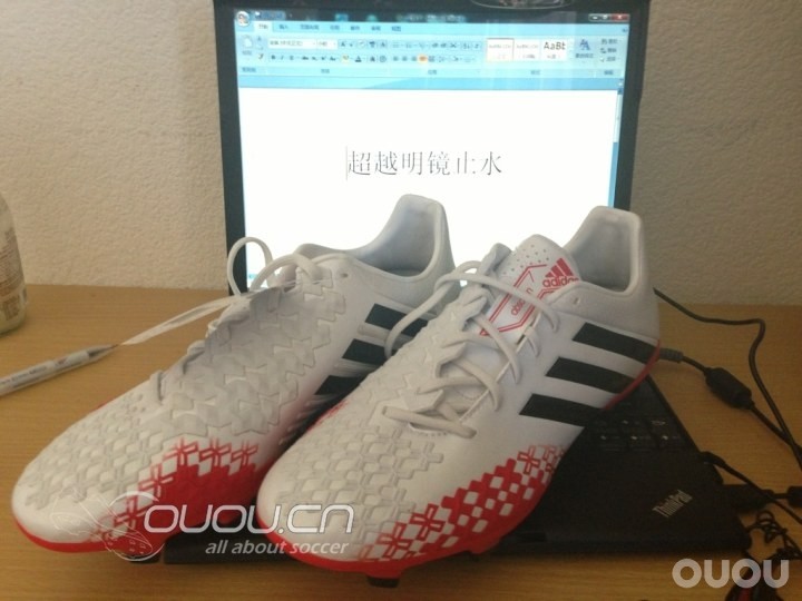 是首发么?次顶级PREDATOR LZ2白红配色