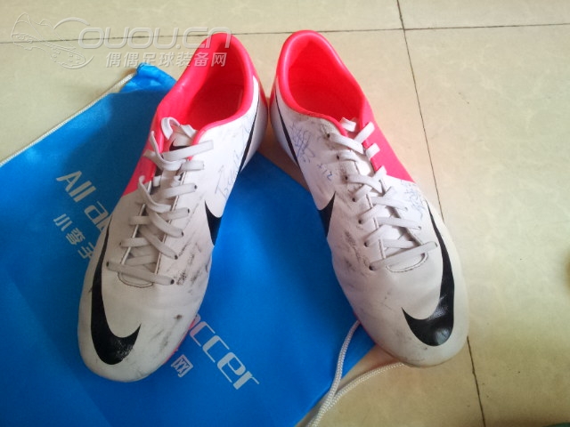 来偶偶蛮久了,晒晒自己的实战鞋