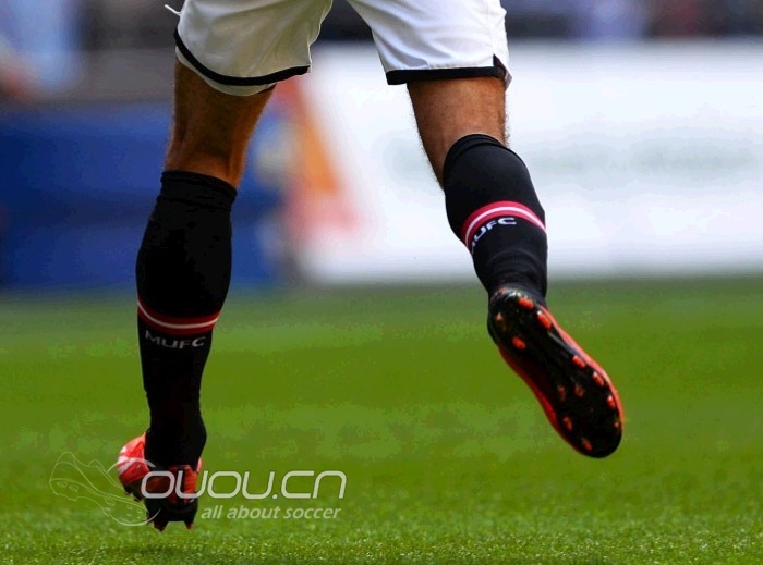 范大将军的新战靴 应该叫F11还是猎50?!!