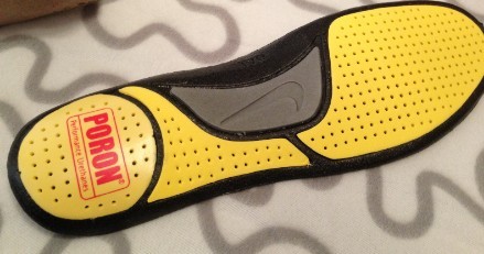 昨天到的两双新鞋  nike T90 LASER   刺客9HG顶级ACC