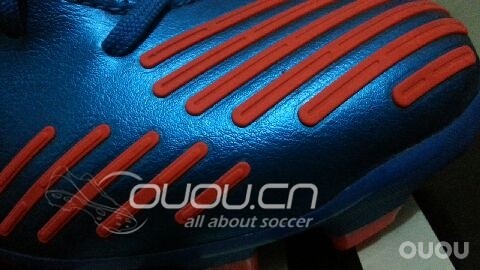 新入的猎鹰12首发配色