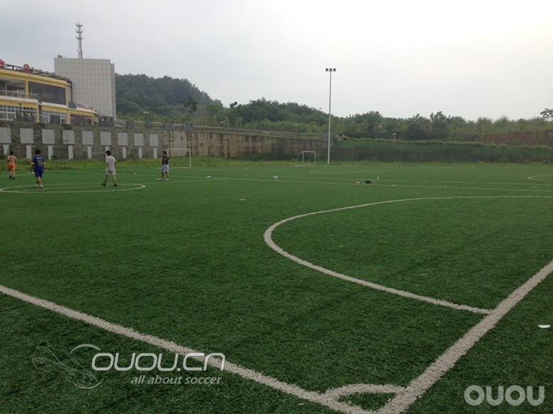 es neo终于来了。