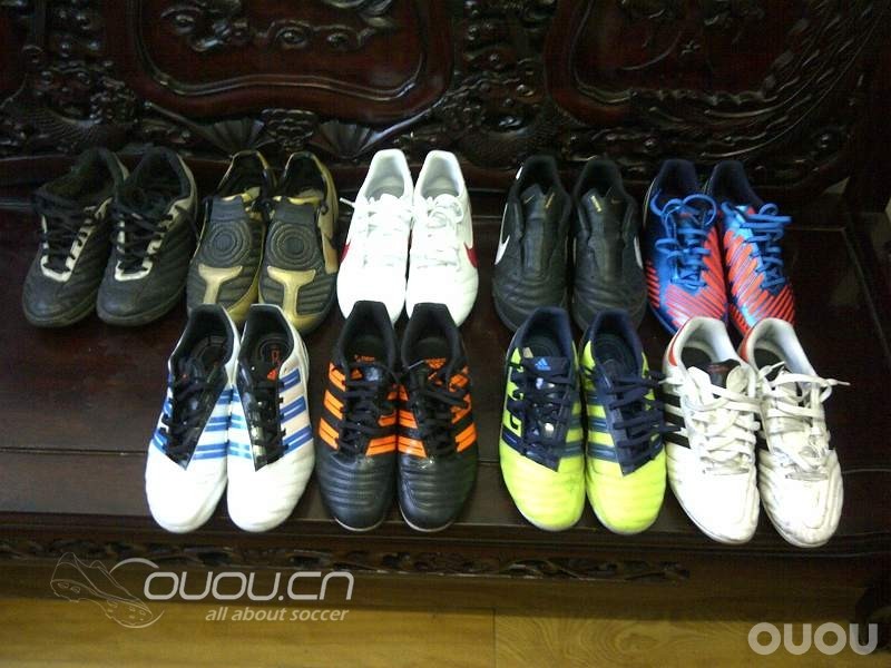 收了那么多,小窄脚觉得NIKE的鞋好挤脚。重口味