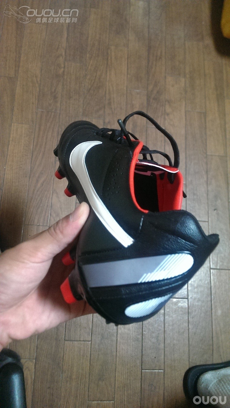 喜欢刺客,但大肥脚还是tiempo最舒服啊。。。