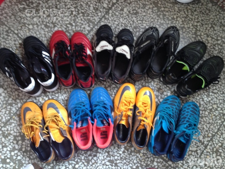 幸存在家里的一些球鞋…………