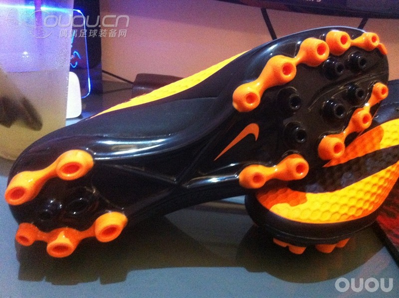 刚入手的毒蜂~唉,不提了,说多都是泪啊。*多图杀猫*