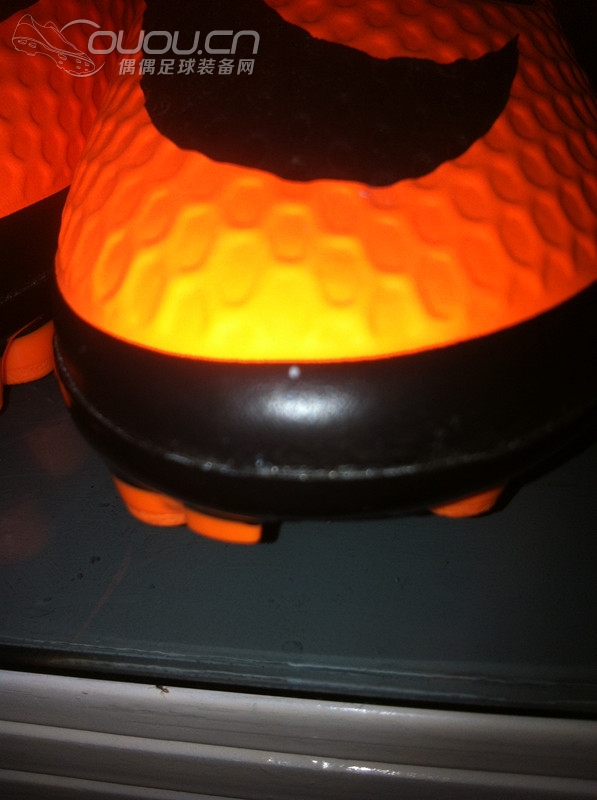 刚入手的毒蜂~唉,不提了,说多都是泪啊。*多图杀猫*