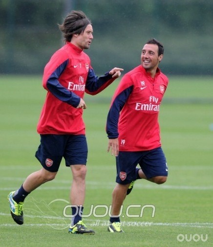 三弟又穿上彪马了,这是真换还是假换啊。。