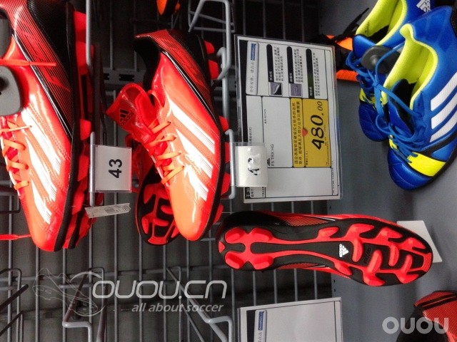 二个小时,试鞋12双,体会与小伙伴们分享。