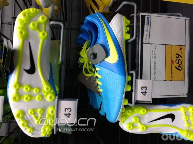 二个小时,试鞋12双,体会与小伙伴们分享。