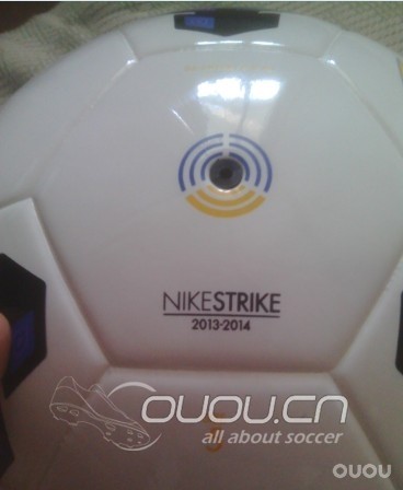 求助啊 ,帮忙看看一个中端的耐克足球真假