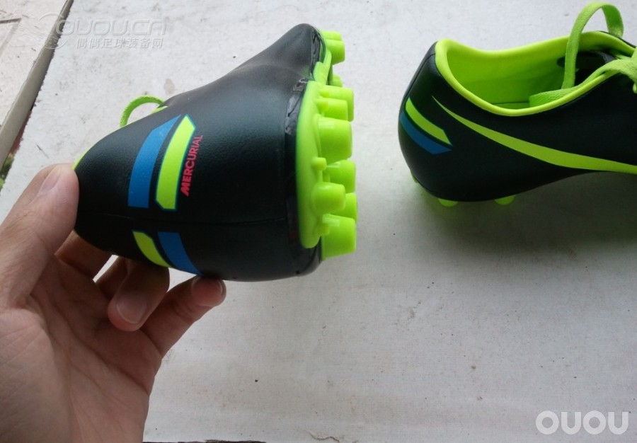 网上淘的 大神们来看看 正不正 刺客8中端