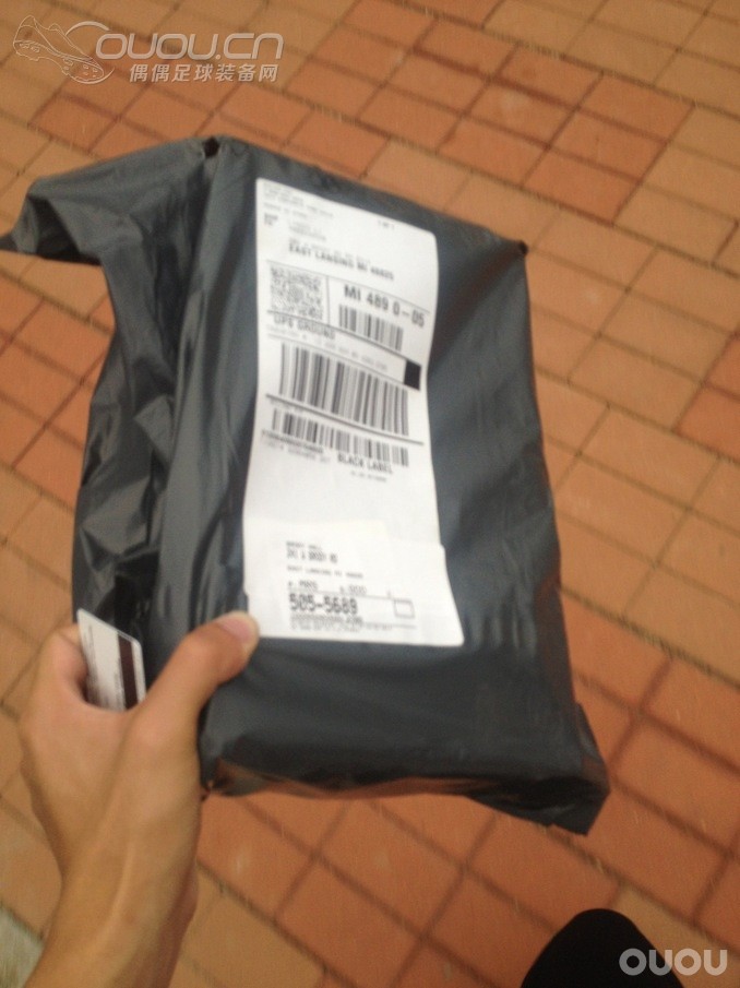 听说这是伊布代言配色?这不早上了很久了么。。。附全家福。