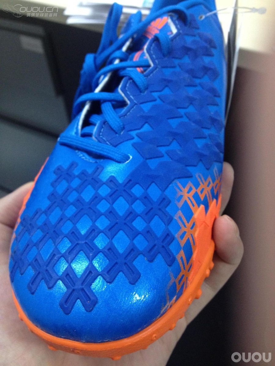 咬牙购入第一双次顶战靴,猎鹰12 ii lz absolion tf 静态鉴赏,更新实战测评