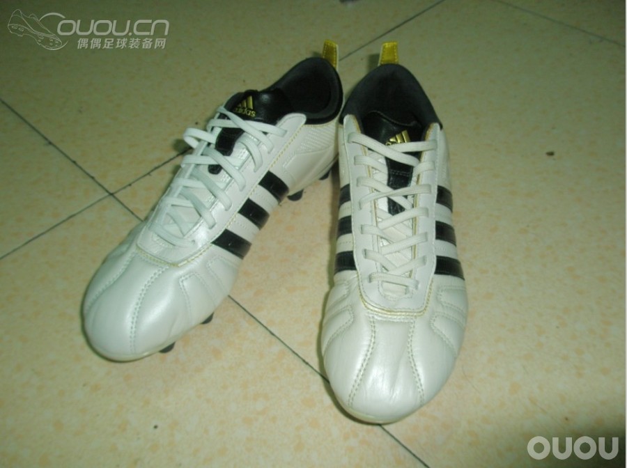 刚刚入手的AdiNova,店家的箱底货『重发』