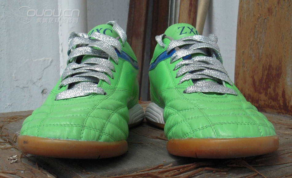 灵鹰飞上街头–平底版灵鹰定制