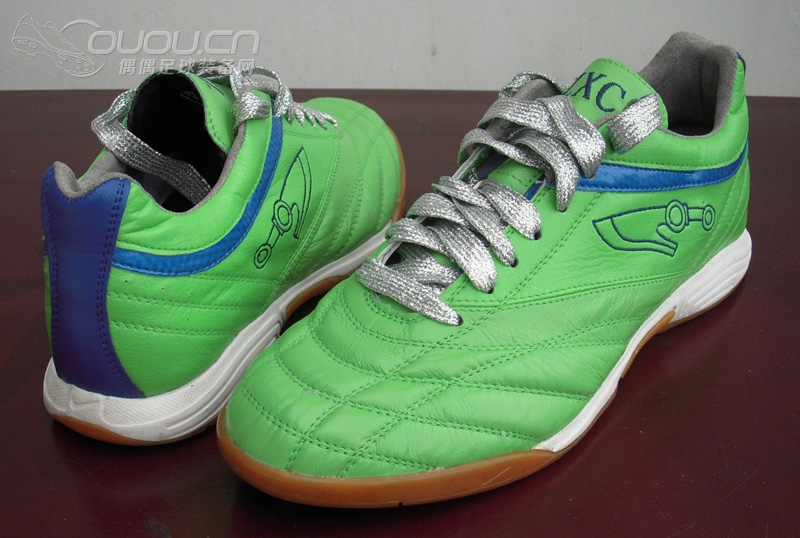 灵鹰飞上街头–平底版灵鹰定制