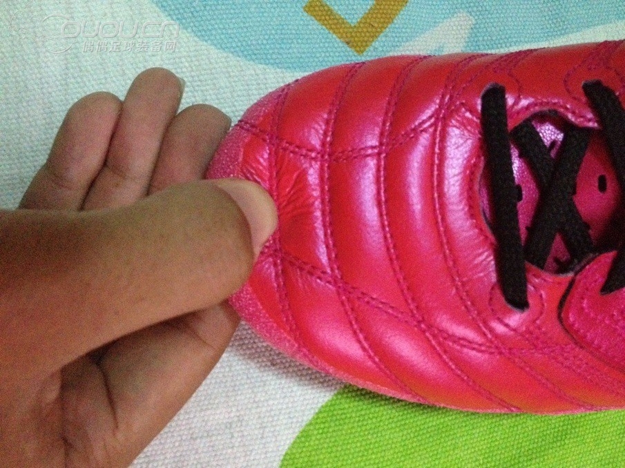 新买的球鞋到了,上大餐,来点掌声!!!