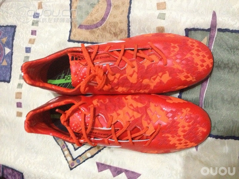 深夜来一发 ~!!! mi adidas 迷彩配色 擦 等了39天可算到货了 ~!!! 爱爆了~!!!