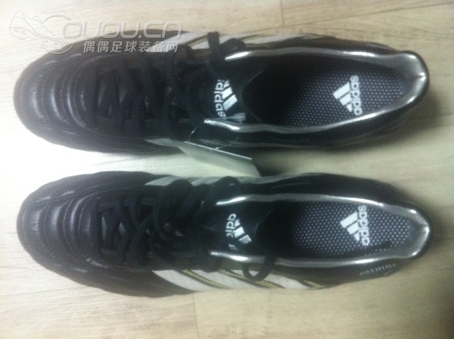 晒下女朋友送的释迦TOP。顶级黑白双煞,叱咤赛场。