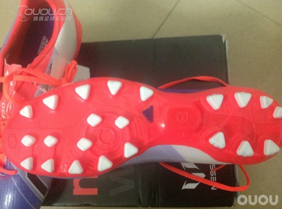 新手上路,F30 AG梅西配色 求各位鉴定。