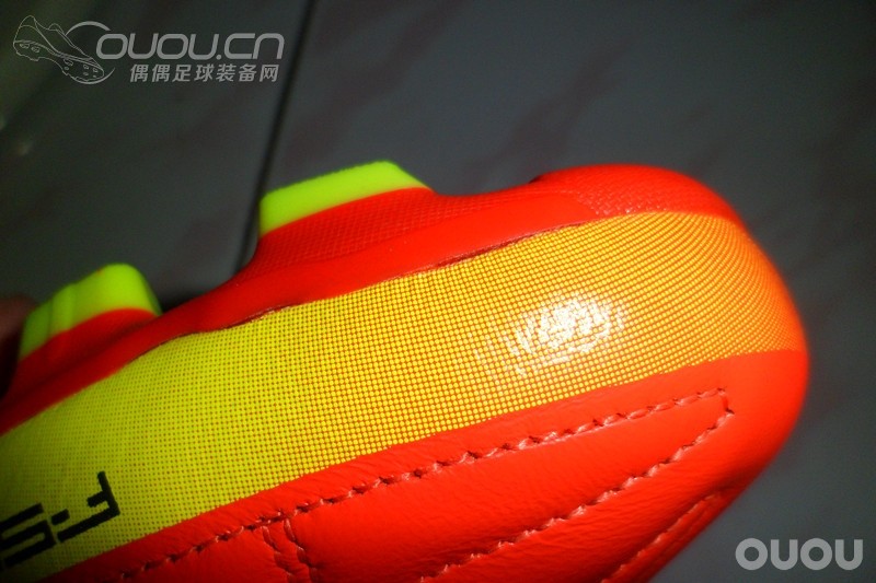 PDS的adizero TRX HG,等了小半个月,今天刚到,show一下