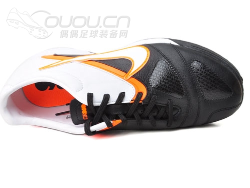 请问这款360TF是不是减震大底?有没有TPU?