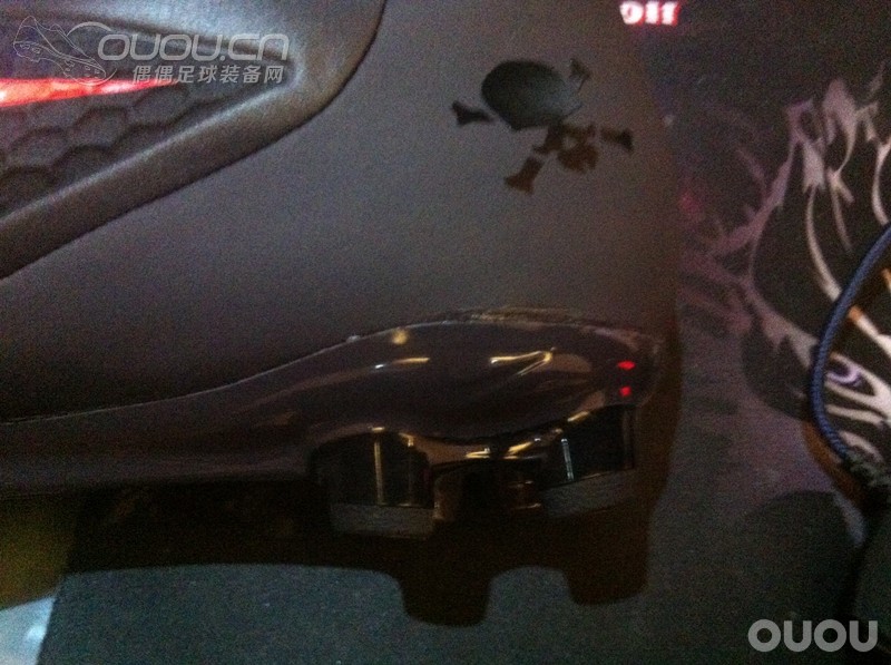 屌丝的第二双毒蜂。。。