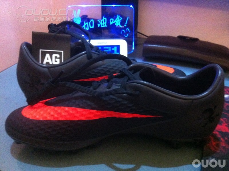 屌丝的第二双毒蜂。。。