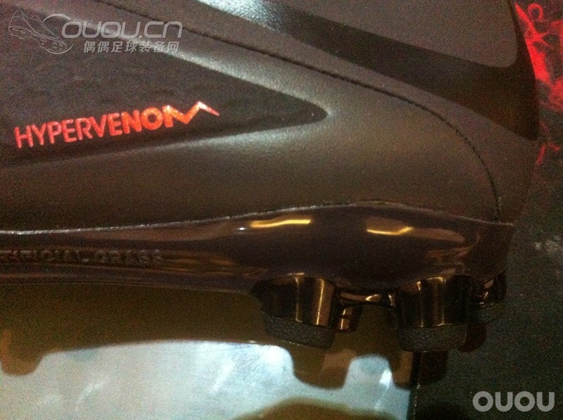 屌丝的第二双毒蜂。。。