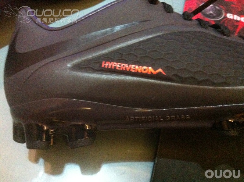 屌丝的第二双毒蜂。。。