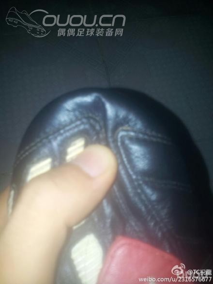 predator6. 2002韩日世界杯经典款。