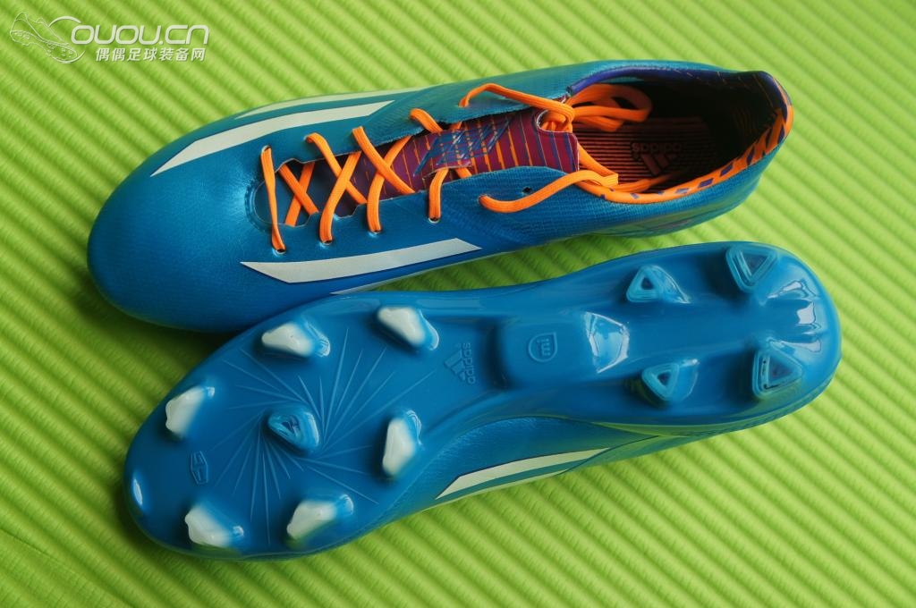 号称只有99克的第四代 F50 ,真心薄啊