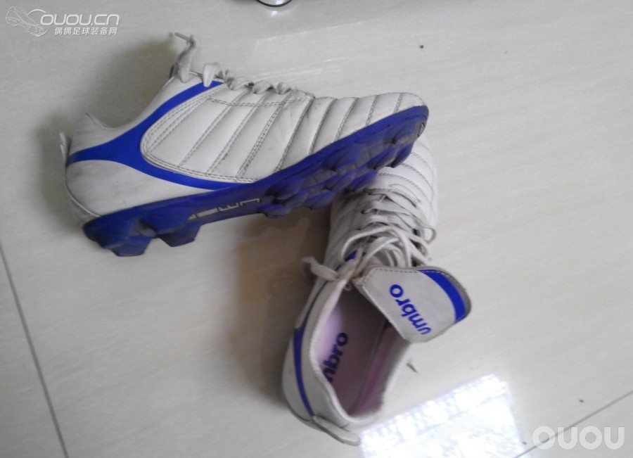 屌丝分析自己踢球时膝盖疼的重要原因