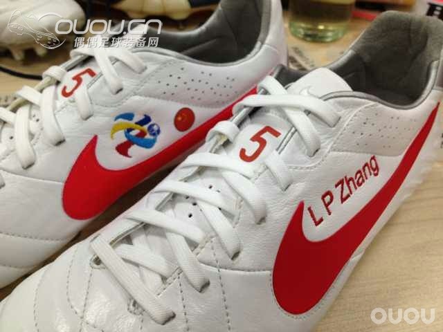 亚冠首回合 首尔 张琳芃着用