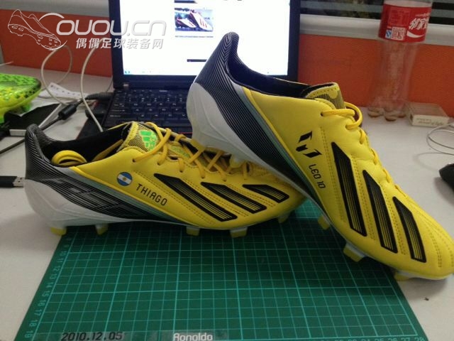 有木有梅西落场的感觉!