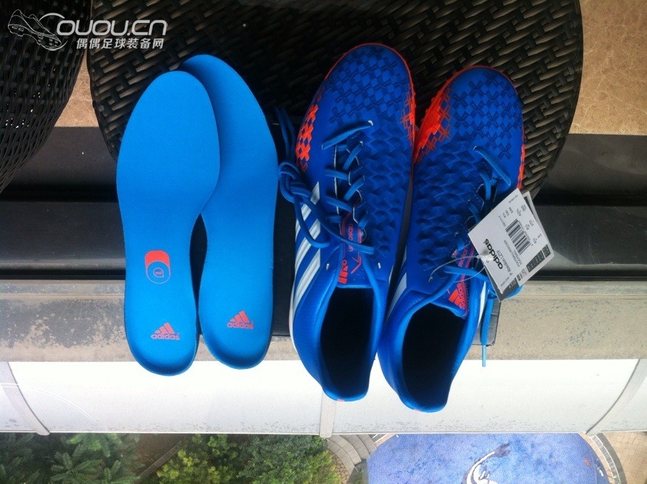 全新猎鹰13配色