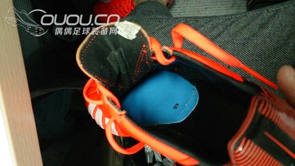 F50-3代 红色皮版FG~~新到手~ 各位请鉴定、观赏、评论!