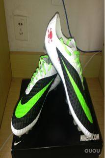 最近入的几双球鞋和一些装备