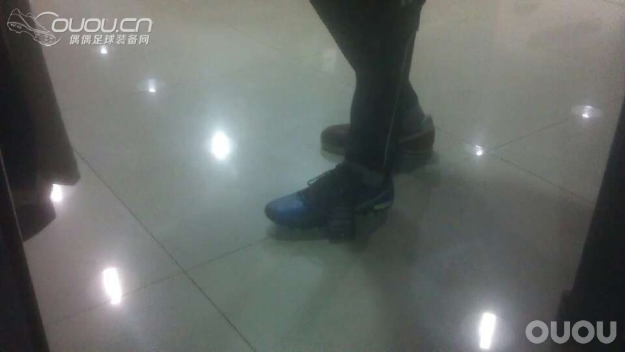 试穿星空蓝AG次顶