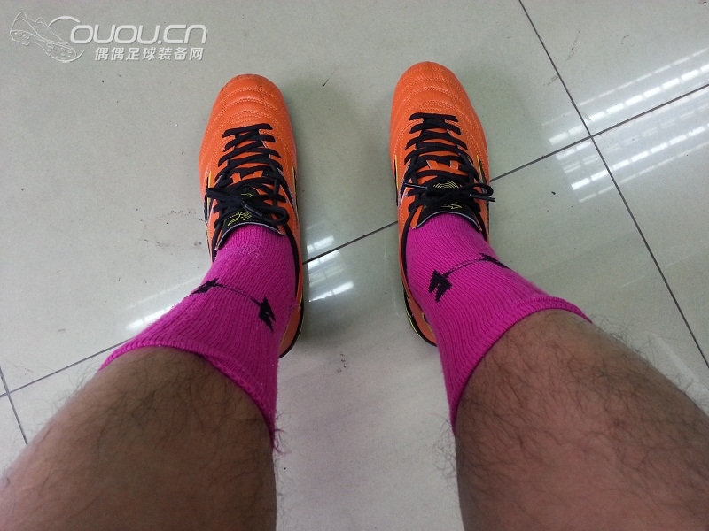 穿过ESTRELA 或者MORELIA NEO的同学你们有顶足弓的感觉吗?换了PORON,心情好了不少。