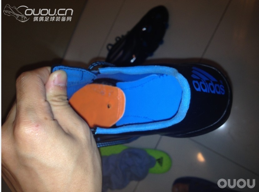 504 黑色皮版 首发么 嘿嘿 简单说说