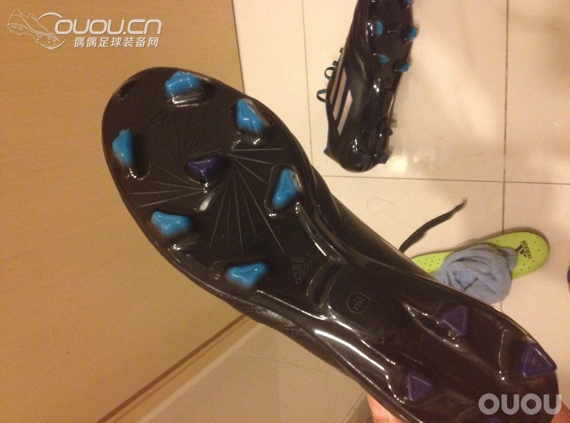 504 黑色皮版 首发么 嘿嘿 简单说说