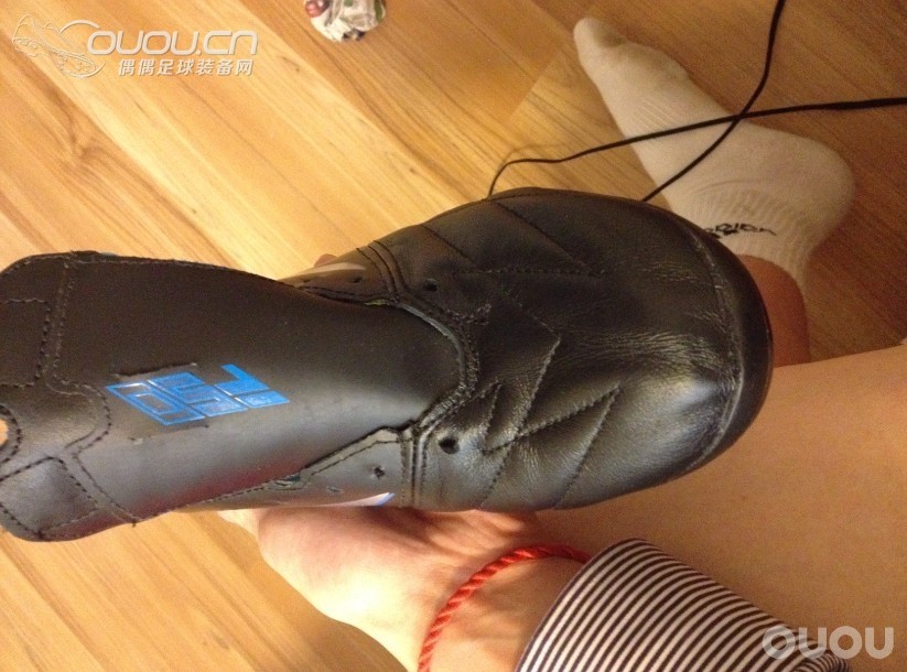 504 黑色皮版 首发么 嘿嘿 简单说说